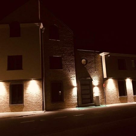 Apart Logie Aparthotel Tongeren Buitenkant foto