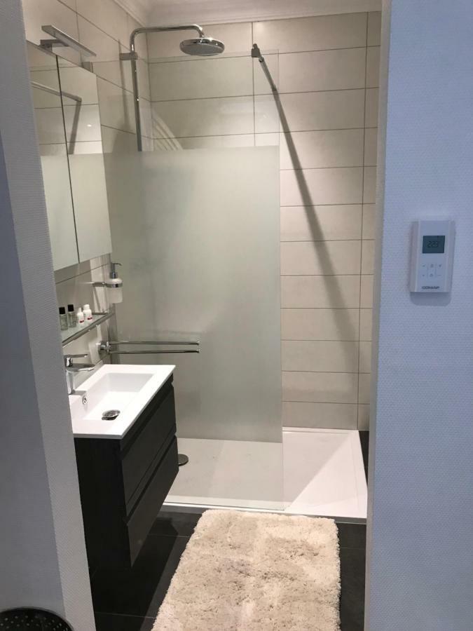 Apart Logie Aparthotel Tongeren Buitenkant foto