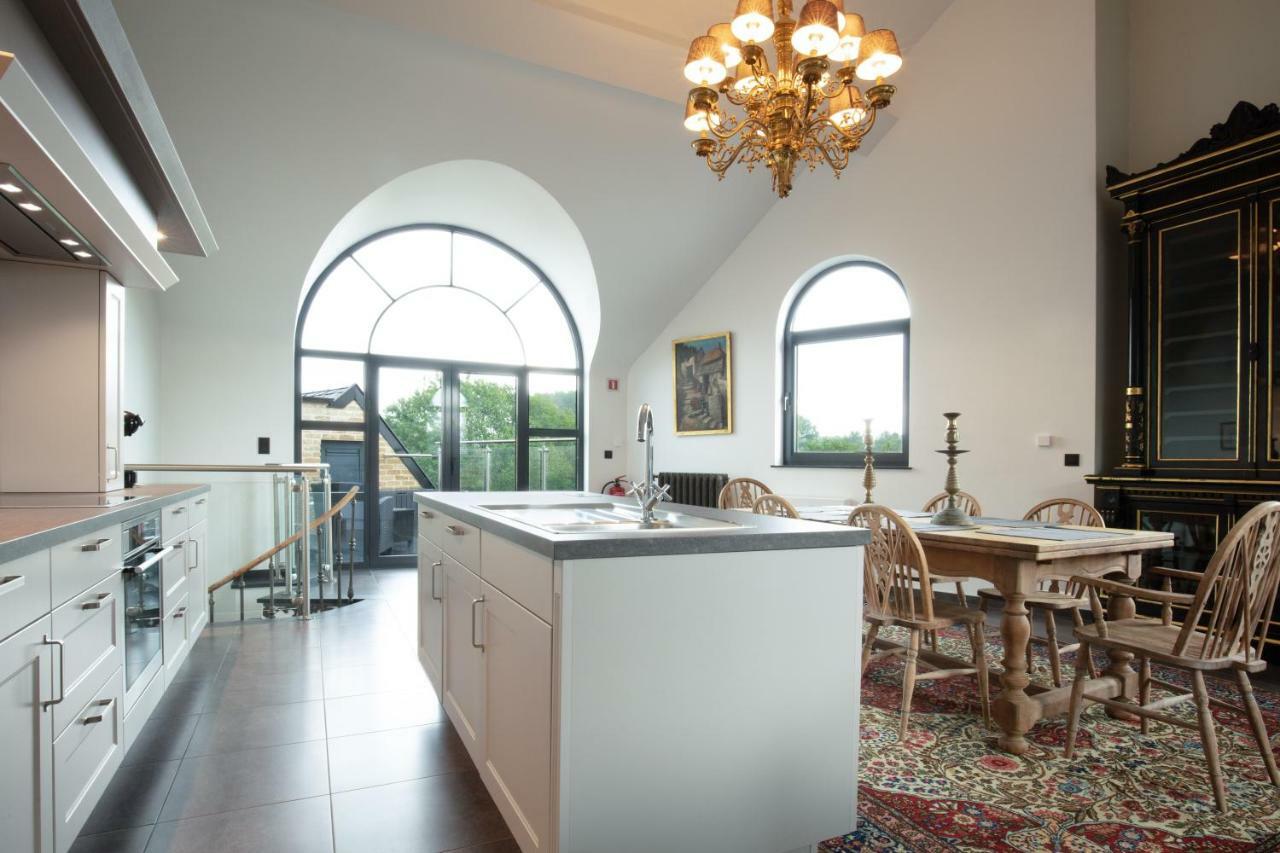 Apart Logie Aparthotel Tongeren Buitenkant foto